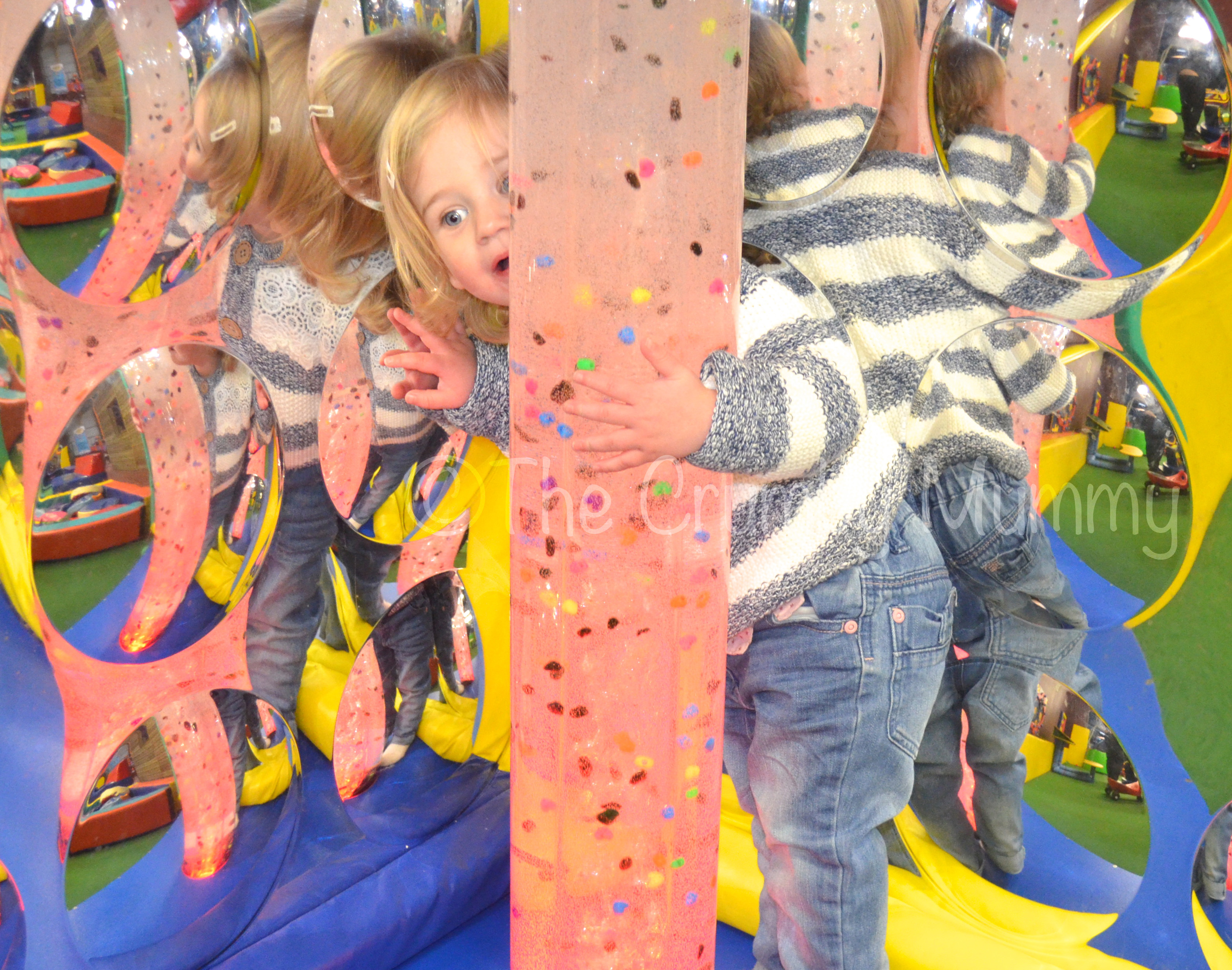 Fun Photo Fun - Mirror, Mirror On The Wall