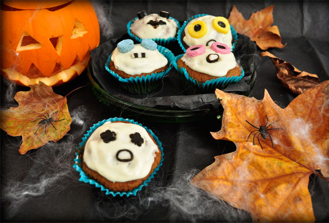 Gruesomely Ghoulish Pumpkin Cupcakes  