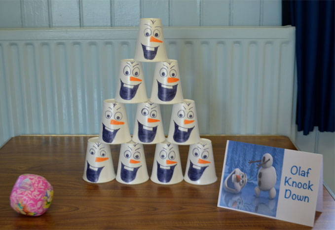 Olaf-Frozen-Knock-Down-Party-game