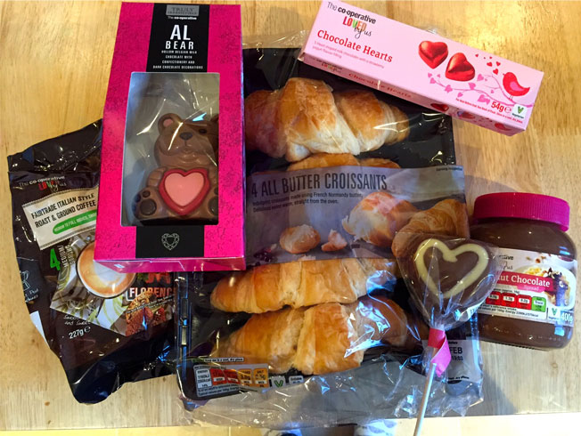 valentine's day hamper