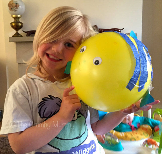making flounder fish balloons under the sea party